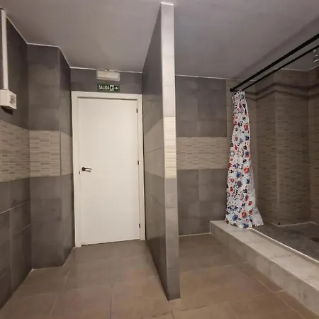 Arc House Hostel *