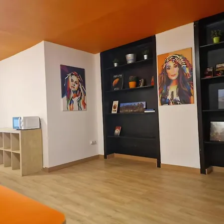 Arc House Hostel *